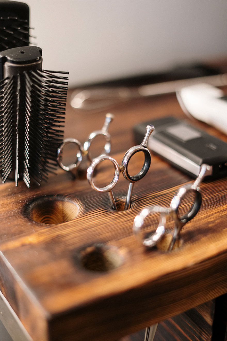 hairdressing scissors